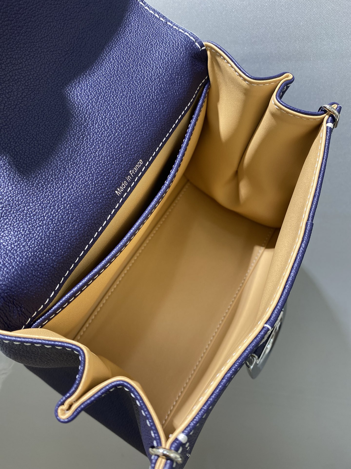 델보 브리앙 박스백 미니